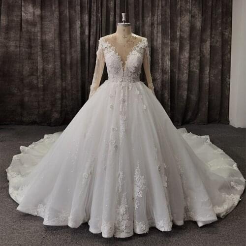 Real Picture Modern Wedding Gown Long Sleeve Applique Lace Pearls Bead Princess Ball Gown Bridal Dress