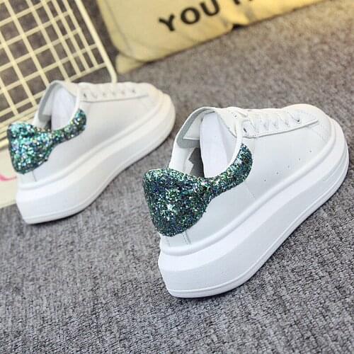 Fashion trend white shoes spring and autumn new all-match low-top lace-up casual sports shoes large size 35-44 womens shoes