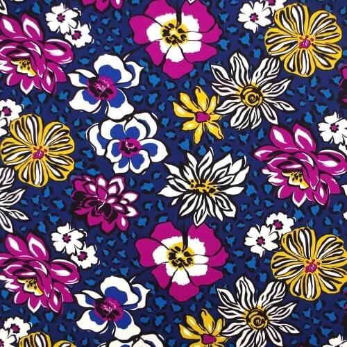 1 yard Cotton Woven Fabric for sewing pathwork, dress, cloth, bedding, hadmaking, Flowers on blue background (width=140cm)