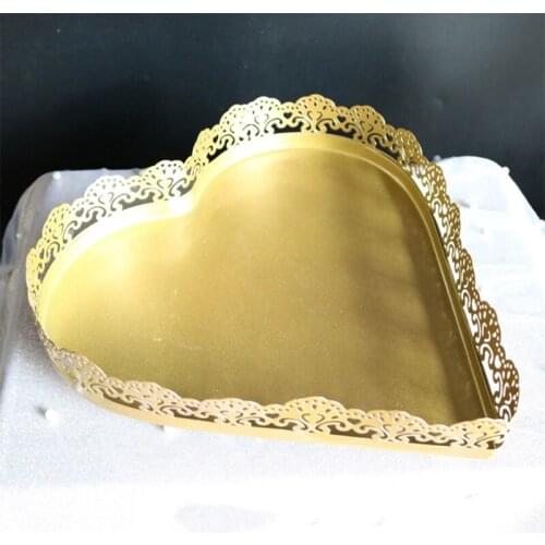 SFVEFVD 22cm Heart Shape Iron Cake Stand and Pastry Tray Cupcake Holder Fruits Dessert Display Plate Table Decor for Party