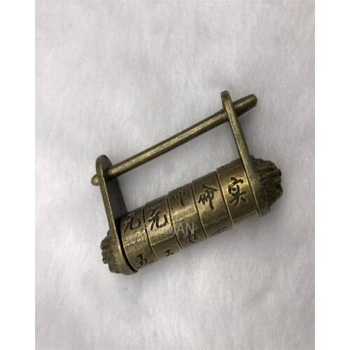 China Copper Statue Lock Metal Crafts Home Decoration