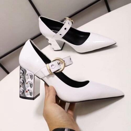 2020 New Chic Women Pumps Patent Leather Pointed Toe Buckle Square Heels Genuine Leather High Heels New Luxury Brand Woman Shoe