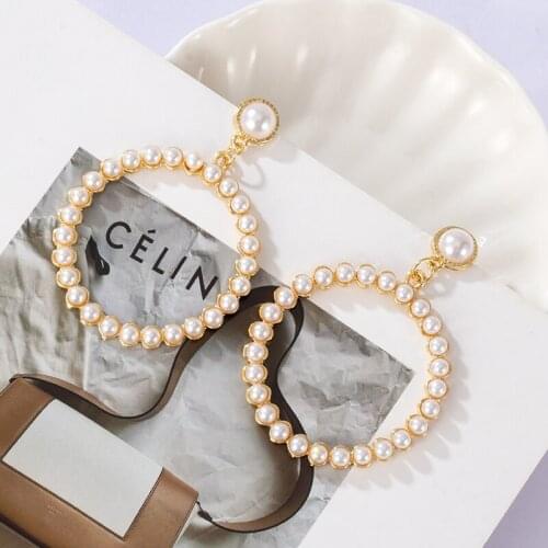 Simple Plain Gold Color Metal Pearl Hoop Earrings Fashion Big Circle Hoops Statement Pendant Earrings for Women Party Jewelry