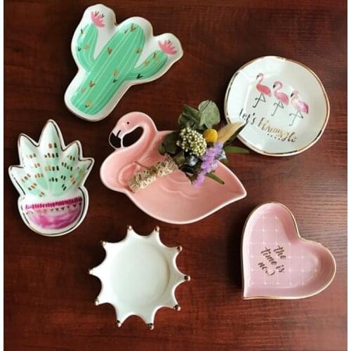 Nordic Cactus Flamingo Plate Decor Ceramic Dish Decorative Crown Jewelry Trays Rings Bracelets Holder Home Decoration