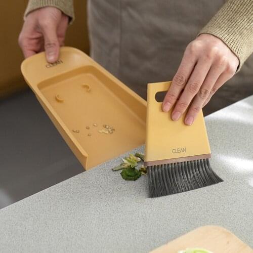 Creative Practical Function Car Pets Desktop Keyboard Sweep Cleaning Brush Small Portable Mini Broom Dustpan Mini Shovel