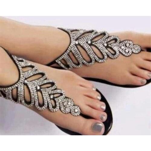 Sexy Ladies Bling Bling Crystal Heart Thong Toe Sandals Fashion Leafs Shape Rhinestone Flat T-Strap Beach Sandalias