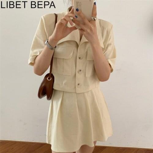 New 2021 Autumn Woman Sets 2 Piece Matching Short Pleated Pantskirts Casual Buttons Cotton and Linen Pockets Fashion Suit WS5205
