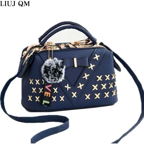 2021 New Pu Leather Shoulder Bag Soft Casual Messenger Crossbody Bags Ladies Fur Ball Hanging Solid Color Women Handbags