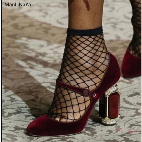 ManLiNaYa Suede Pumps