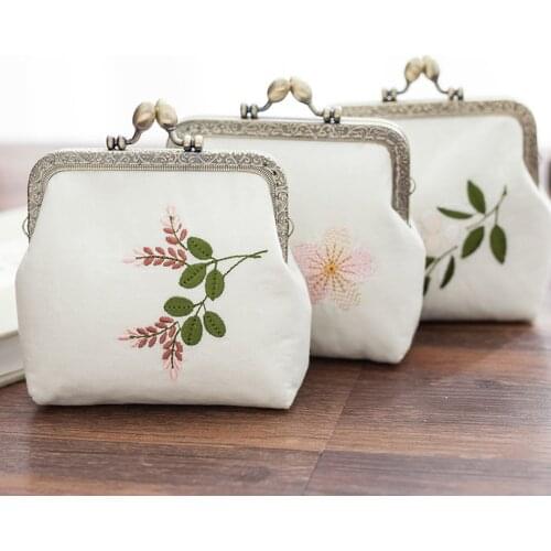 Embossing Design Metal Handbag Clutch Bag Purse Frame With Kiss