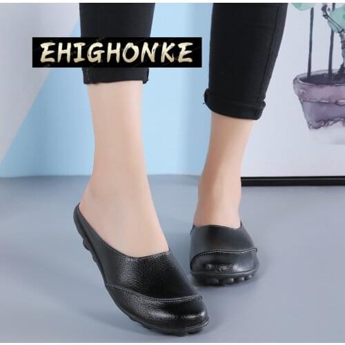 Fashion new womens leather shoes summer light and slippery womens flat shoes hollow womens loafers retro peas shoes half drag