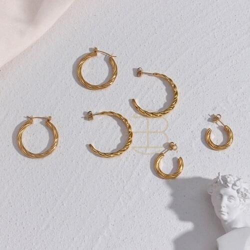 Wholesale Swirl Twisted Texture Temperament Ladies Earrings PVD 18K Gold Small Big Hoops Voguish Stainless Steel Womens Jewelry