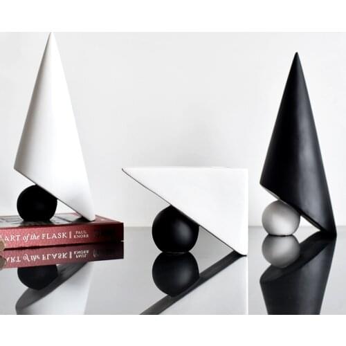 [MGT]Europe originality Black White geometry candlestick Resin modern Home decor Art Decoration decoration craft ornament statue