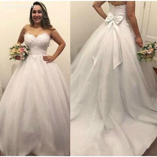 Modest Sweetheart A-Line Wedding Dresses 2021 Lace Appliques Sleeveless with Bow Plus Size Court Train Bridal Gowns Wedding Gown