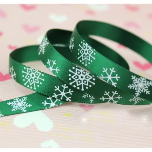 Hot (2Meterss/lot) 3/8" (10mm) Green printed Snowflake Satin Ribbon christmas gift ribbons Wedding Crafts Packaging DIy sewing