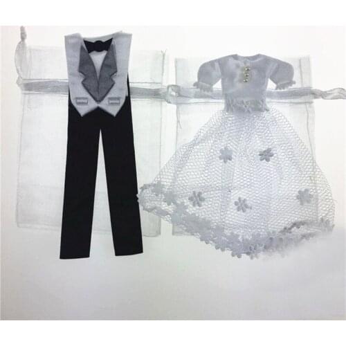 Delicate Wedding gift bag lace wedding dress suit fashionable chamfered packaging Korean flower bags we can custom other size