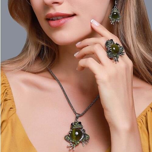 Fashion Frog necklace opal pendant pet jewelery set earrings bracelets brooch for women