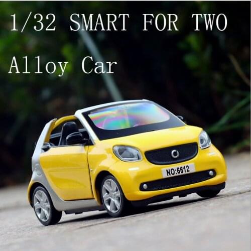 New 1:32 SMART FOR TWO Alloy Car Model Educational With Pull Back Musical Flashing Boys Kids Gifts Free Shipping
