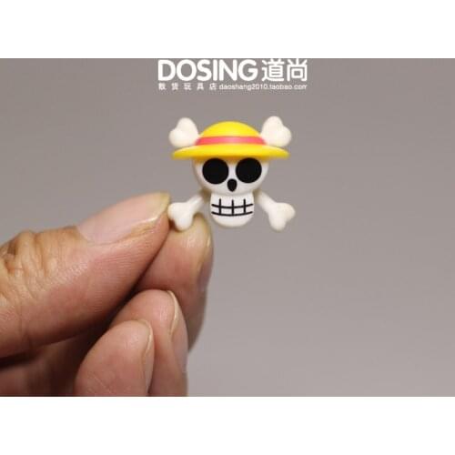 Anime Figure Mini Q Version Straw Hat Legion Skull Symbol Model Fairy Garden Miniatures Ornaments Action Figures Figurines Toys