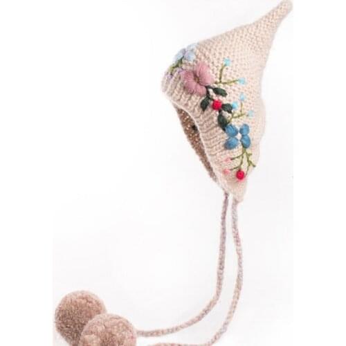 New Retro Hat In Autumn and Winter 2019, Personalized Pointed Top Fine Embroidered Hat, Knitted Large Wool Ball Wool Hat