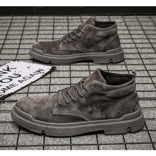 2021 Autumn Winter New British Style Mens Boots Round Toe Low Heel Lace-up Martin Boots with Platform Comfortable for Travel