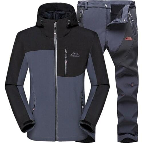 Outdoor Waterproof Hiking Jackets Sets Mens Softshell Fleece Thermal Windbreaker Hiking Camping Hunting Military Clothing 5XL