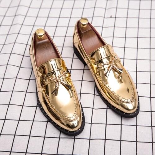 Men Loafers Fashion Tassel Men Leather Casual Shoes British Style Men Bright Leather Party Loafers Soft Moccasins Gold Black