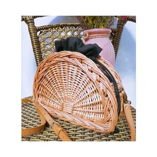 NEW Bali Island Handmade Wicker Bag Women Round Rattan Straw Bag Lady Buckle Straw HandBag Female Crossbody Beach Rattan Bags