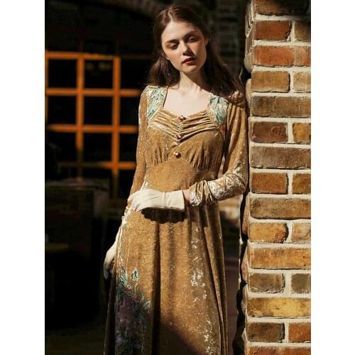 Original Design AIGYPTOS Spring AutumnWinter Women Vintage Elegant Slim Long Sleeve Sequins Embroidery Camel Long Velvet Dresses