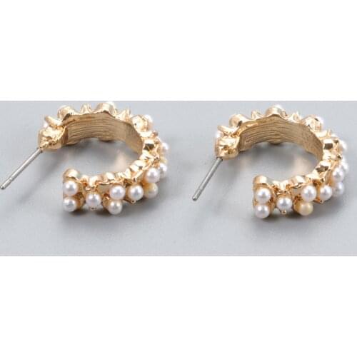 FASHIONSNOOPS New Simple Gold Color Metal Pearl Drop Earrings Fashion Circle Hanging Statement Earrings for Women Party Jewelry