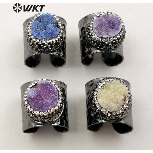 WT-RR008 Wholesale Custom Micro Paved Natural Round Druzy Quartz Rings With Black Gun Plated With Adjustable Size For Jewelry
