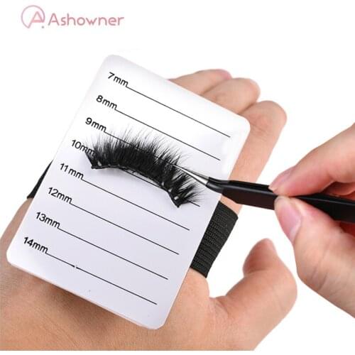 1pcs Fake Eyelash Tray Strip Stand Hand Plate Grafting Stand Palette Eye Lash Grafting Stand Eyelash Display Board Elastic Band