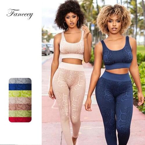 Fanceey Seamless Fitness Gym Clothing Yoga Set High Stretch Workout Sport Set Women Padded Sports Bra High Waist Legging Gym Set