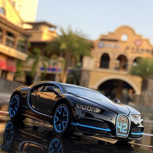 1:32 Bugatti Chiron Alloy Sports Car Model Diecast Metal Toy Vehicles Car Model Collection Sound Light High Simulation Kids Gift