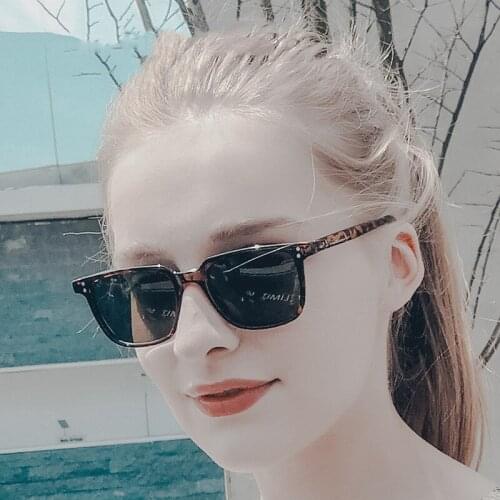 Ultra light Polarized Sunglasses Men/Women Fashion UV Protection Male/Female Sun Glasses Dust goggles/Eyewear/Shades