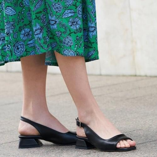 Mio Gusto Brand JACKIE, Black Color, 3Cm Low Heel, Fine Quality Women 's Comfortable Sandals Shoes