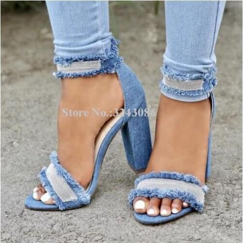 Women New Denim Chunky Heel Sandals Fashion Design Blue Jeans Tassels Dress Sandals Lady Sexy Casual Sandals Dropship Party Shoe