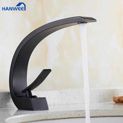 Basin Faucet Modern Bathroom Mixer Tap Black/Chrome/White Chrome Wash basin Faucet Single Handle Hot and Cold Waterfall Faucet