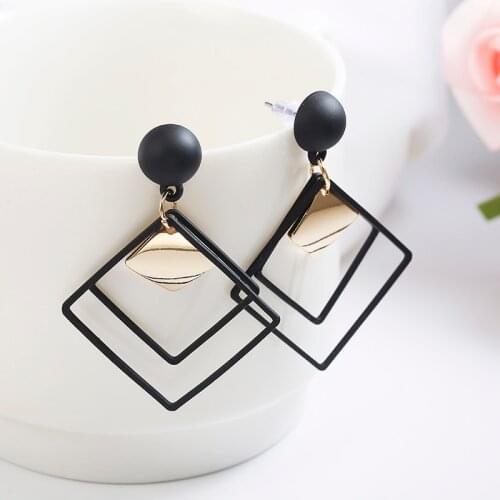Fashion Jewelry Temperament Long Matte Pendant Earrings Korean Wild Sequins Geometric Earring Female Elegant Statement Earrings