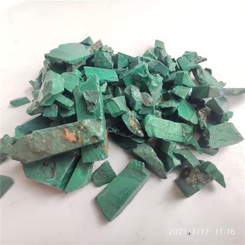 Natural Green Malachite Rough Stone High-purity Stone Green Pigment Mineral Collectible Minerals Specimen for Home Decor