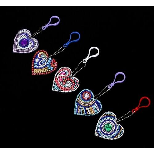 5pcs DIY Heart Shaped Full Drill Butterfly Diamond Painting Keychain Kits Resin Women Girl Bag Jewelry Handmake Gifts