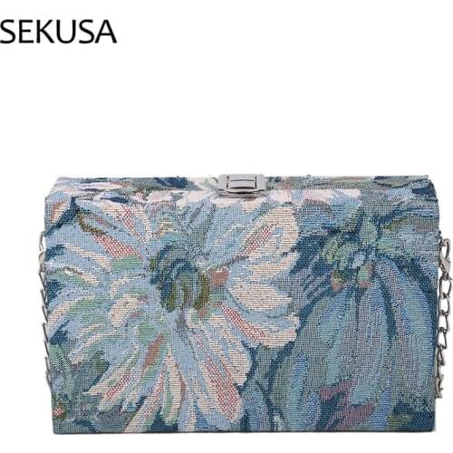 Flower Vintage Style Women Day Clutch New 2021 Wedding Chain Shoulder Handbags Purse Lock Holder Purse