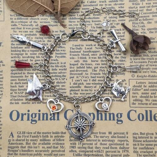 Retro Silver Plated Scholar Graduates Series Pen Bachelors Hat Compass Style Chain Bracelet Male Party Birthday Gift CW031-032