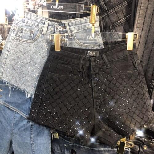 2020 New Retro Washed Ripped Heavy Industry Rhombic Hot Drilling Base Slim Denim Shorts Fashion All-match Shorts Women Harajuku