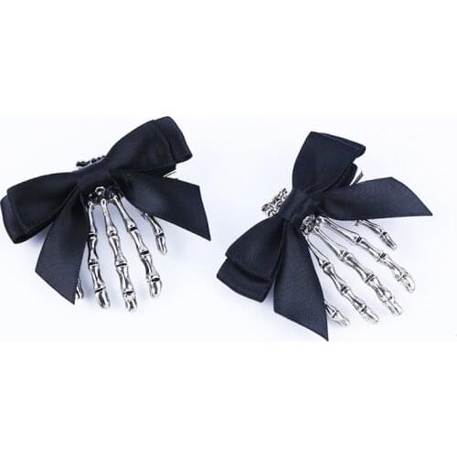 Oaoleer Black Halloween Skeleton Hand Bone Claw Hair Clip with Bowknot Harajuku Ghost Skeleton Hair Clip Bone Claw Headwear
