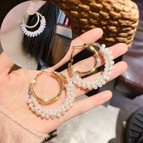 Simple Plain Gold Color Metal Pearl Hoop Earrings Fashion Big Circle Hoops Statement Earrings for Women Party Jewelry