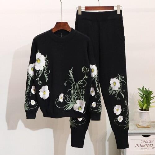 Casual Sports Knitted Tracksuit Women Embroidery Flowers Long sleeve Sweater Long Pants Two Piece Set Female Loose Knitting Suit