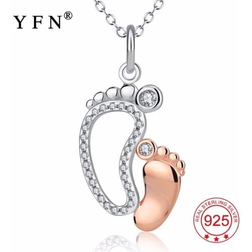 YFN 925 Sterling Silver Mom&Baby Feet Neckalces Crystal Zircon Pendant Necklaces Baby Shower Gift Mothers Day Gifts Moms Gifts