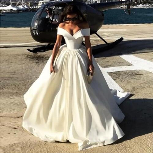 Deep V-neck Satin Wedding Gowns Off The Shoulder Ball Gown Simple Bride Dress Vestido de noiva Elegant Prom Formal Dresses