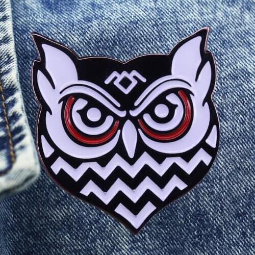 American Drama Shuangfeng Town Owl Brooch Metal Enamel Lapel Badge Collect Denim Jacket Backpack Pin Children Fashion Gifts